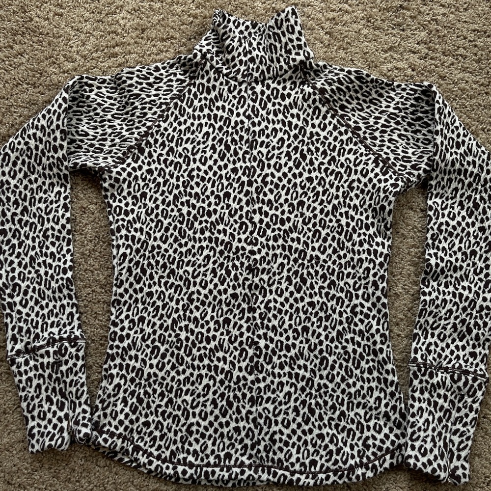 Lucy Half-Zip Animal print